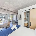 Seaside Studio Apartment 9 Mins To Queens Beach!